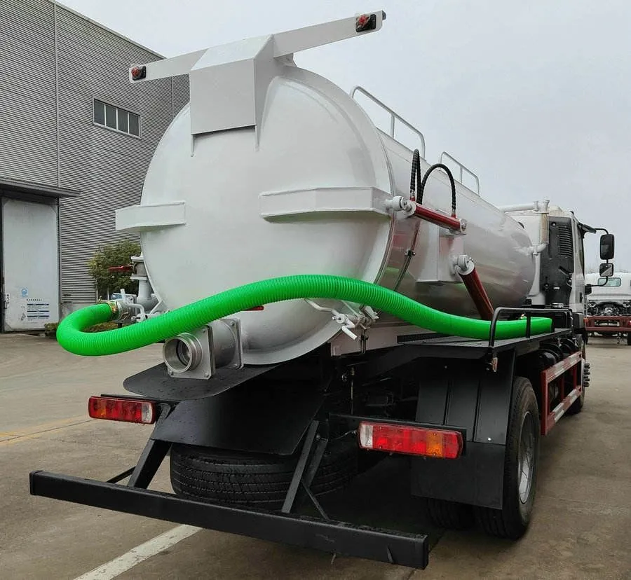 FOTON Aumark EST-M 4x2 22T Heavy Duty 10m³ Vacuum Sewage Suction Truck LHD