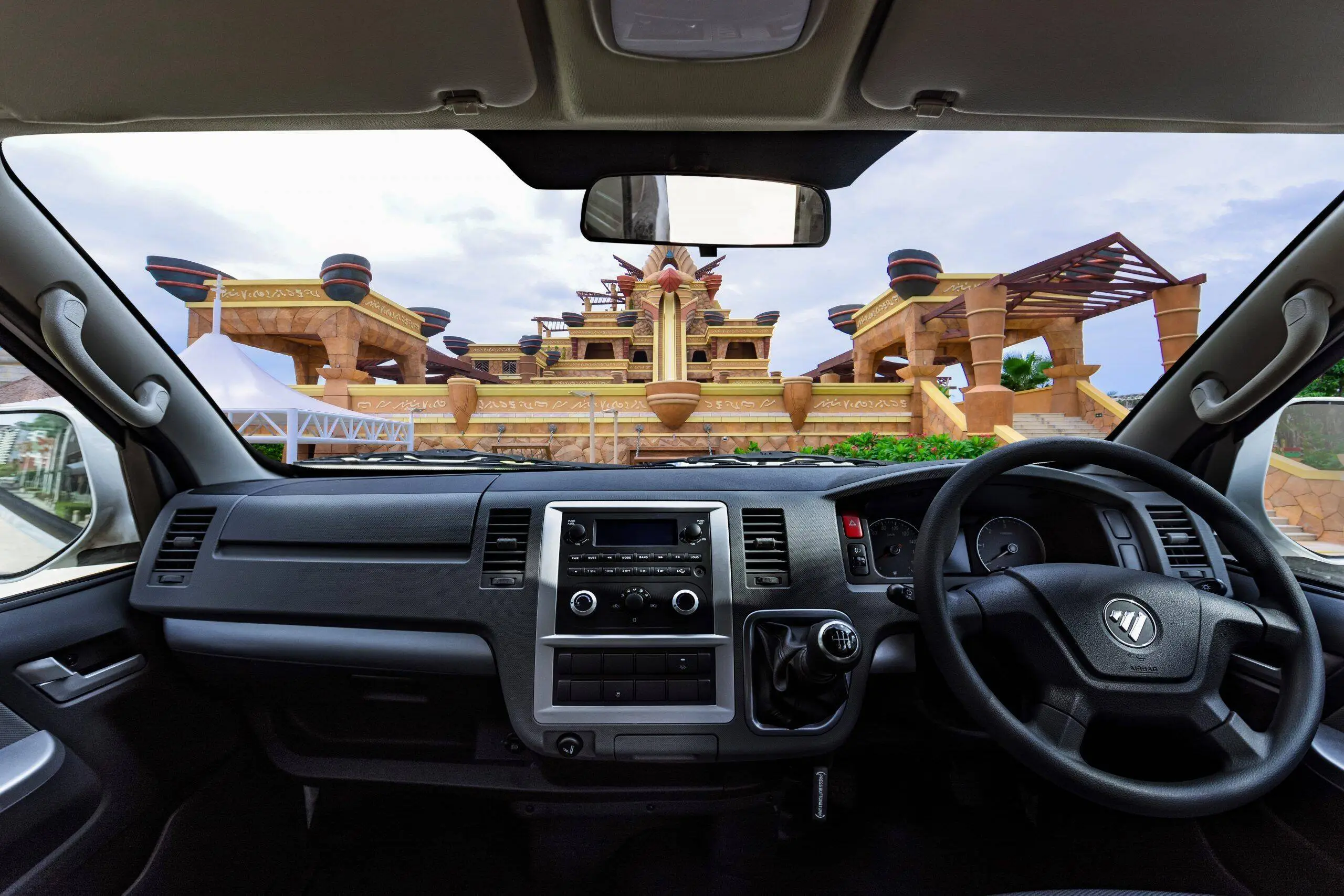 Foton View Medium VAN last mile delivery Cargo van RHD Africa